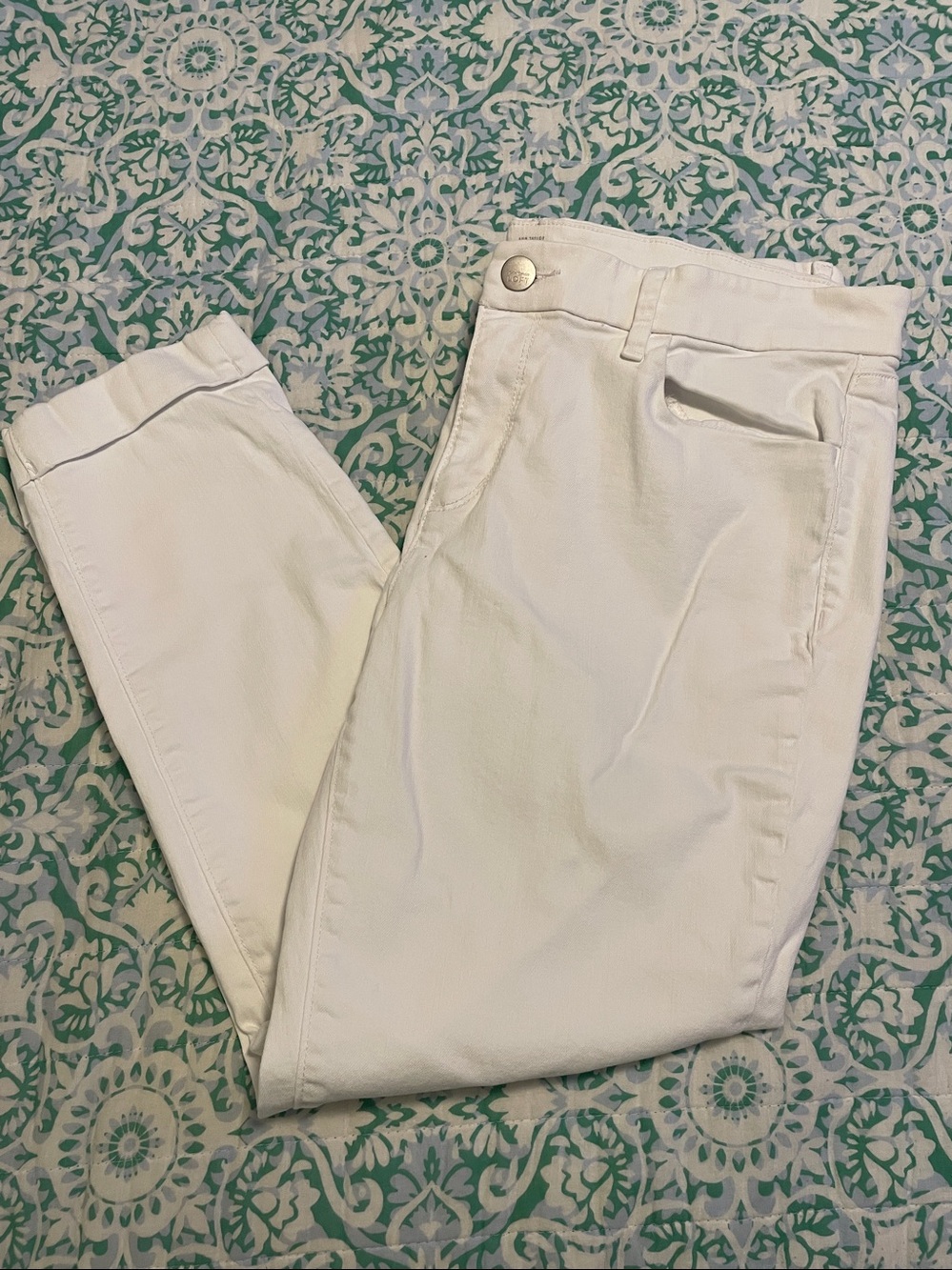 LOFT White Modern Skinny Ankle Pants, size 31/12